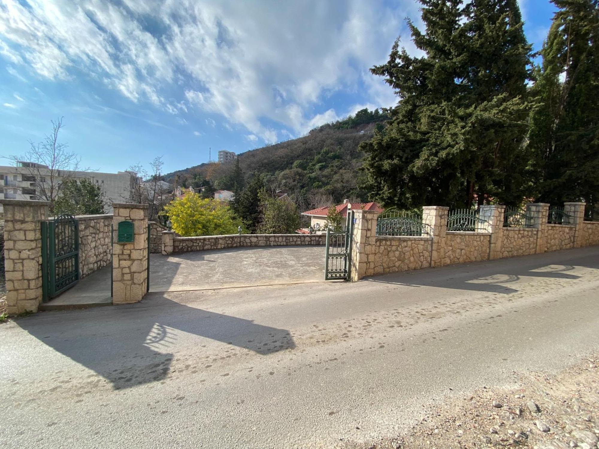 Stone Villa Budva Exteriör bild